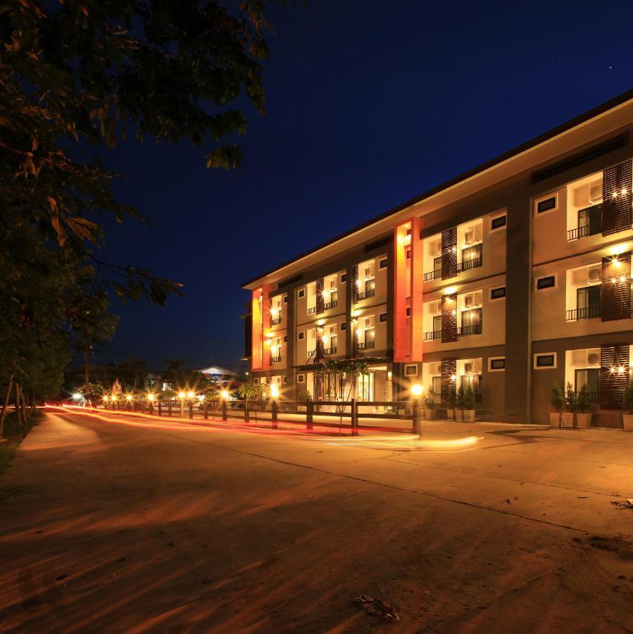 The Siri Place Udon Thani Exterior foto
